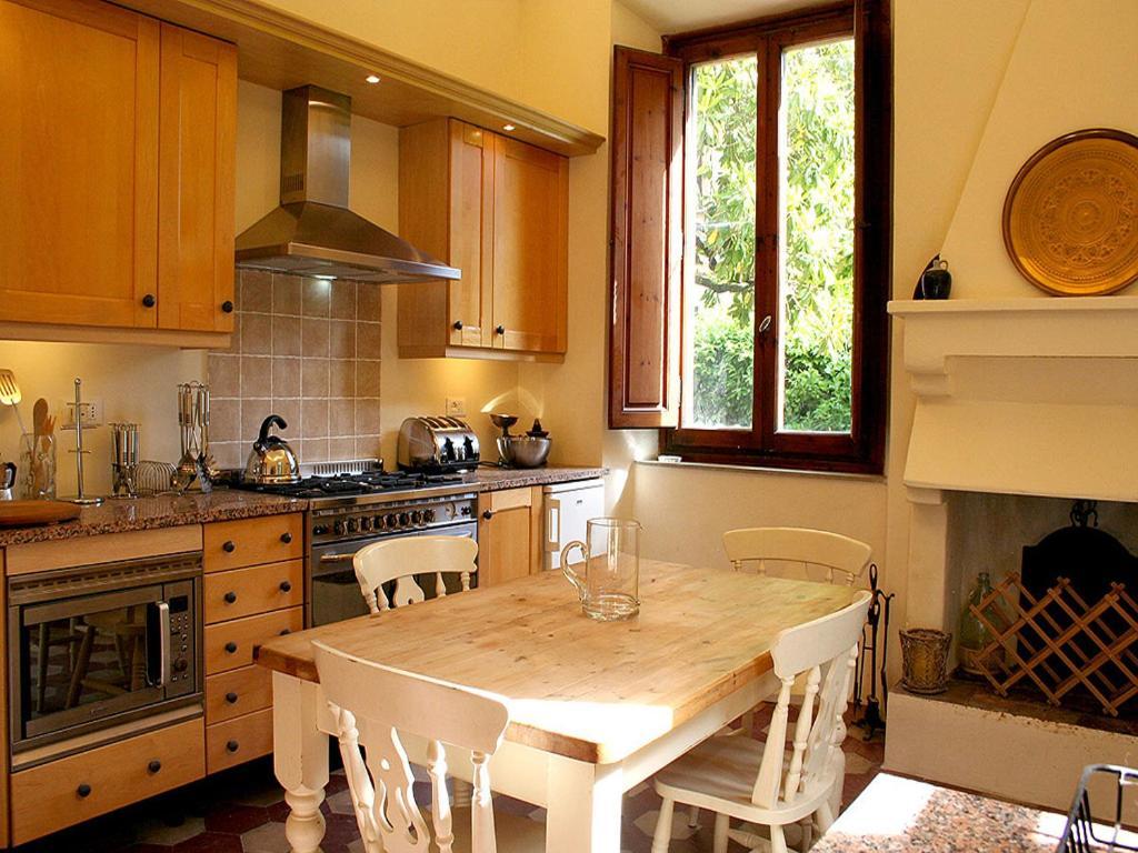 Villa Vittorio Бани ди Лука Екстериор снимка