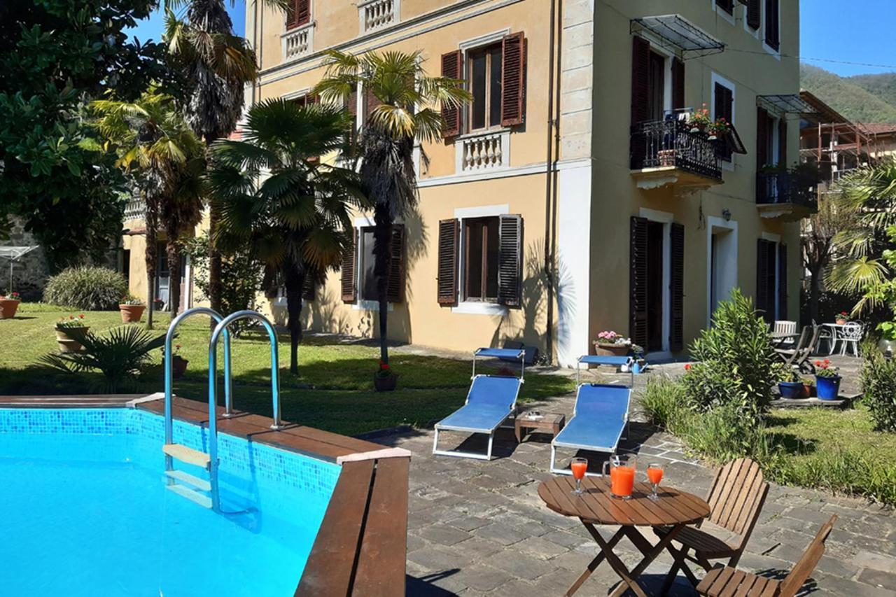 Villa Vittorio Бани ди Лука Екстериор снимка
